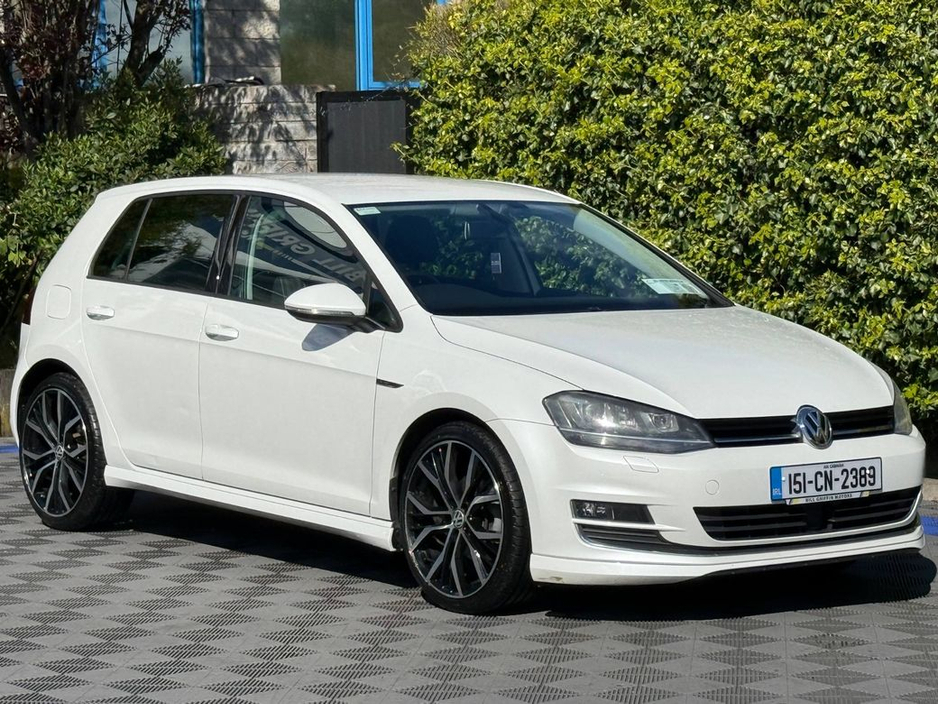 2015 Volkswagen Golf - image 14