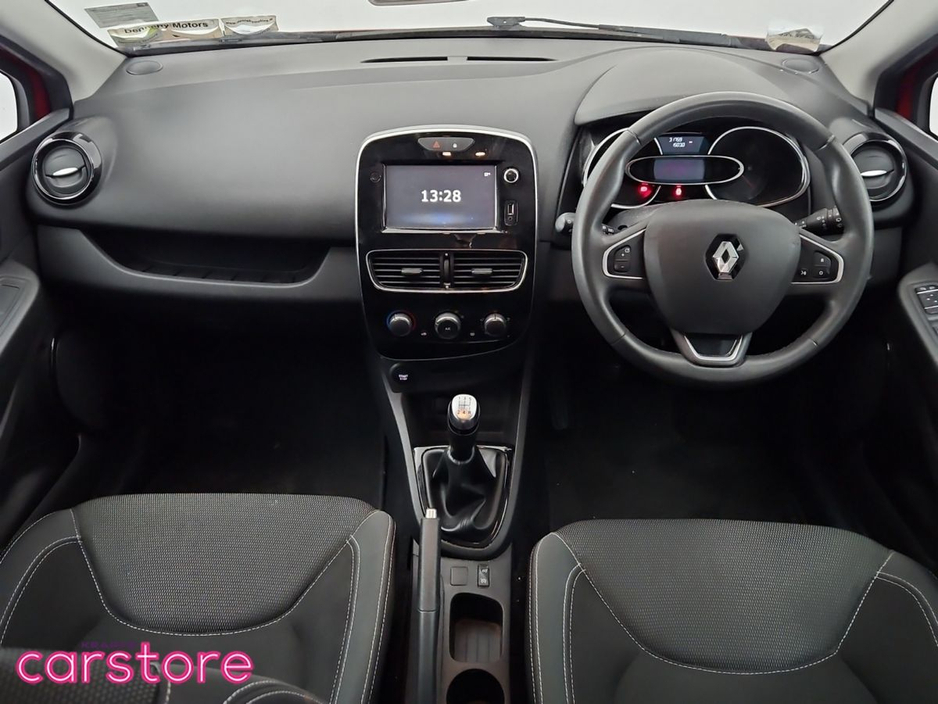 2018 Renault Clio - image 11