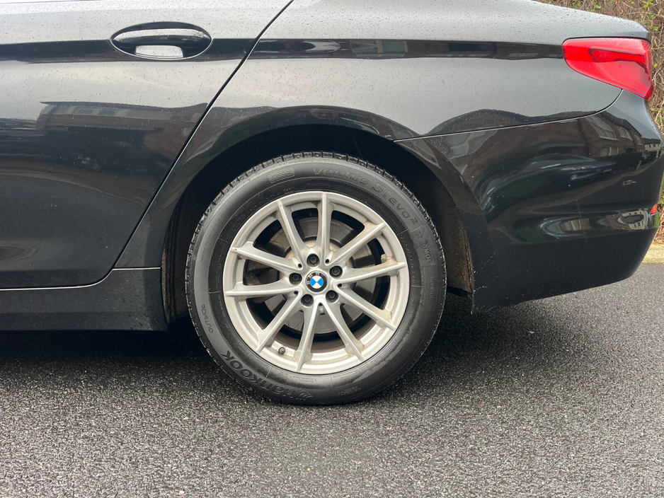 2020 BMW 5 Series 520d SE Auto €19,950