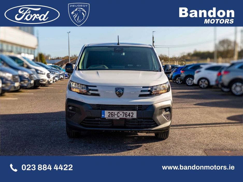 2026 Peugeot Partner - image 2