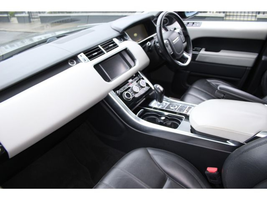 2016 Land Rover Range Rover Sport HSE DYN V6 306HP 5DR A €29,950