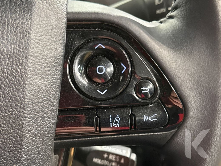 2022 Toyota Prius - image 21