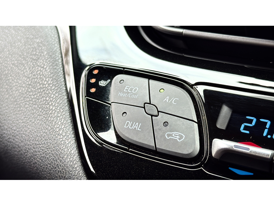 2017 Toyota C-HR - image 30