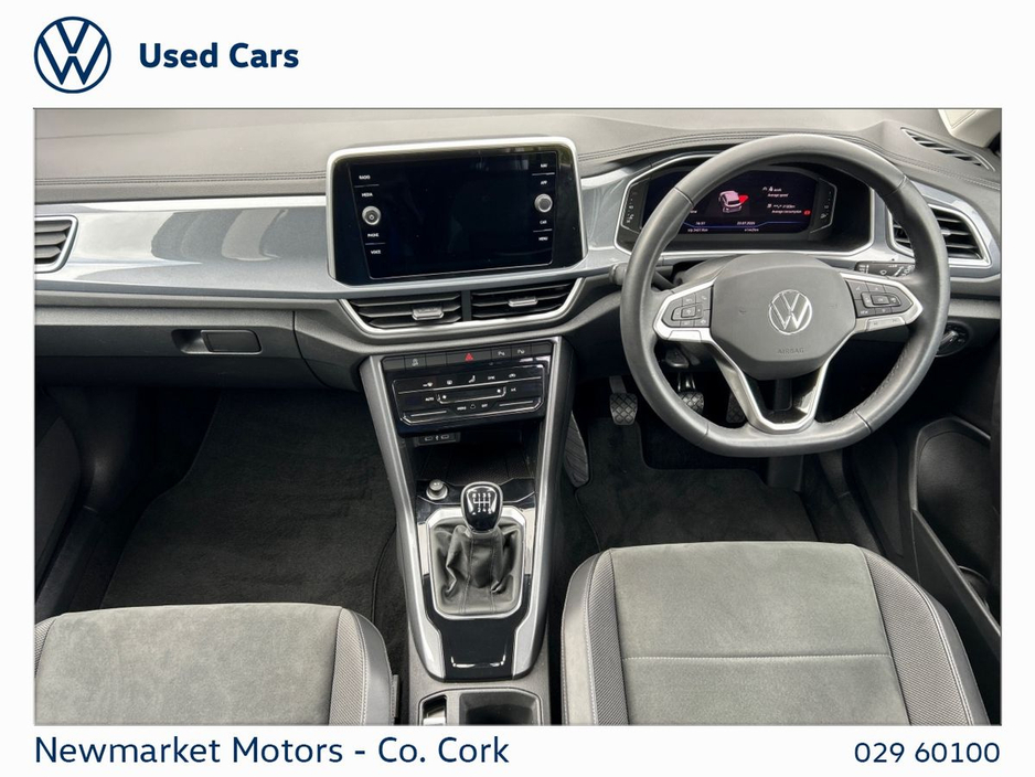 2023 Volkswagen T-Roc - image 20