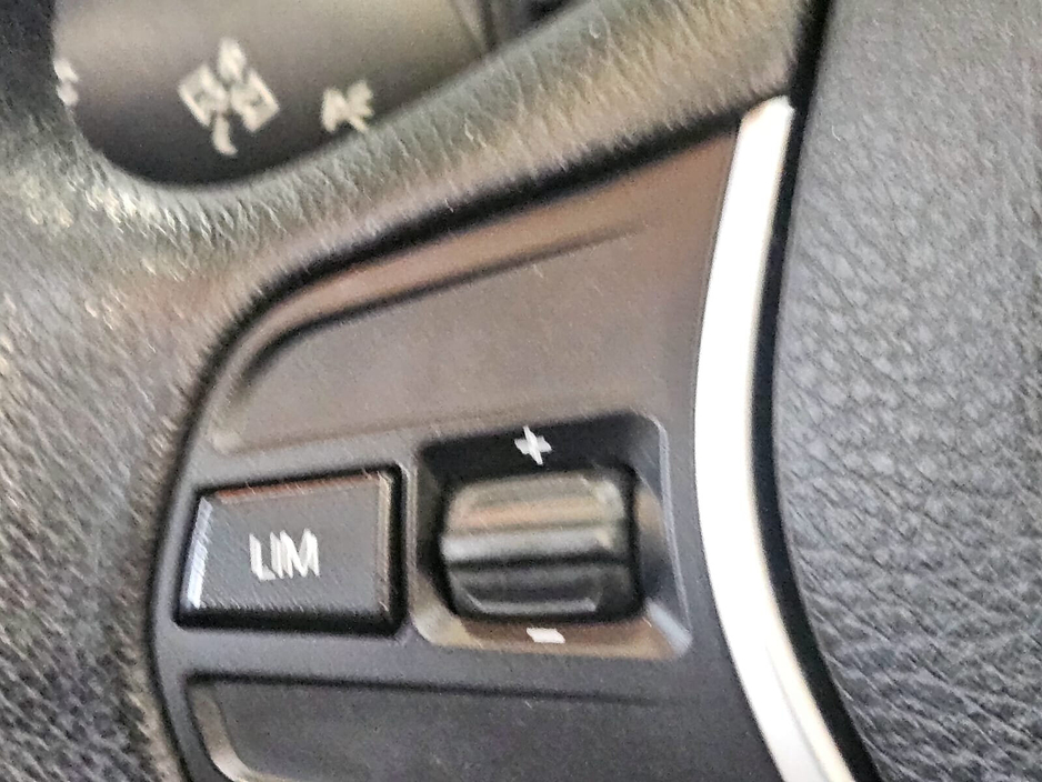 2015 BMW 2 Series - image 9