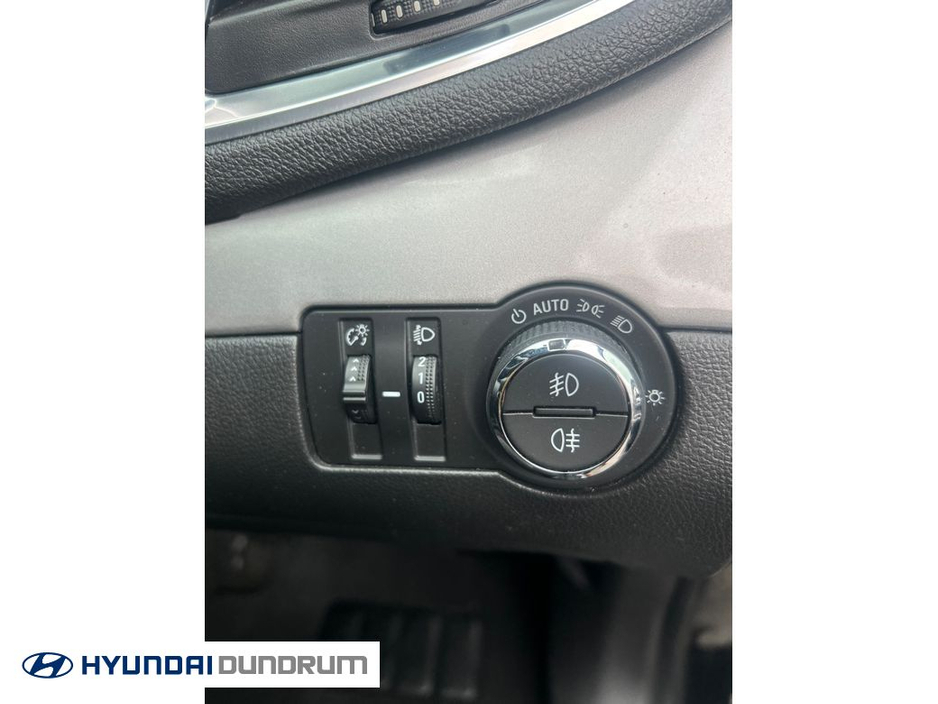 2015 Opel Mokka - image 13