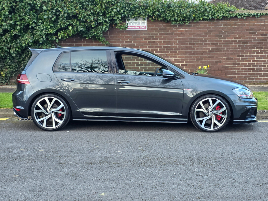 2016 Volkswagen Golf - image 6