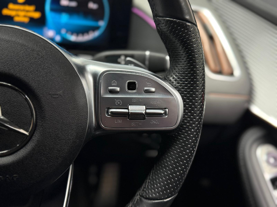 2022 Mercedes-Benz EQC 400 AMG LINE 4MATIC €32,990