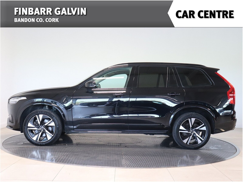 2022 Volvo XC90 - image 3