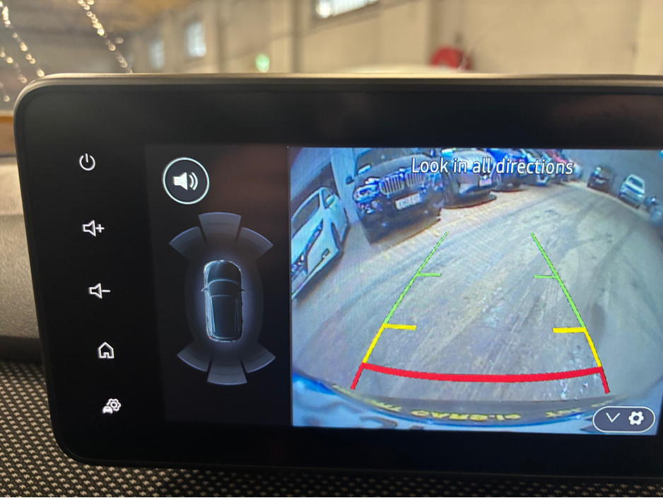 2023 Dacia Jogger - image 9