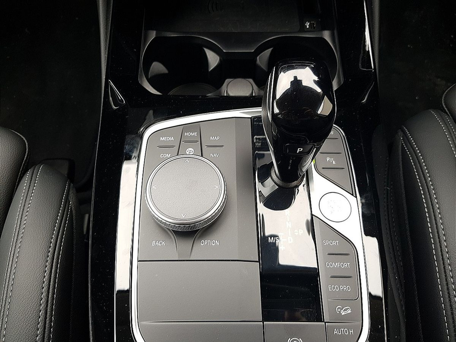 2023 BMW X3 - image 10