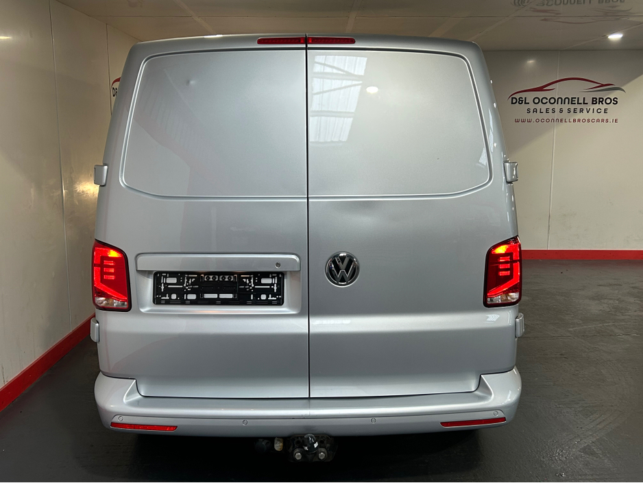 2021 Volkswagen Transporter T6 30 PVL T TDI 15 150HP MANUAL 6SPEED FWD 5DR €22,750
