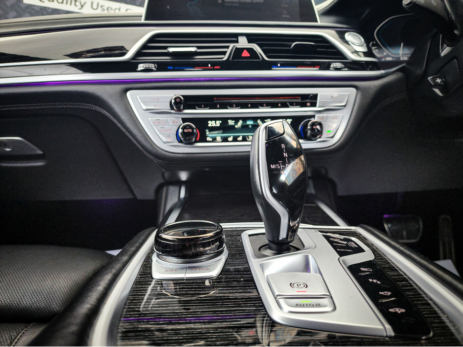 2021 BMW 7 Series M745e plug-in hybrid €49,950