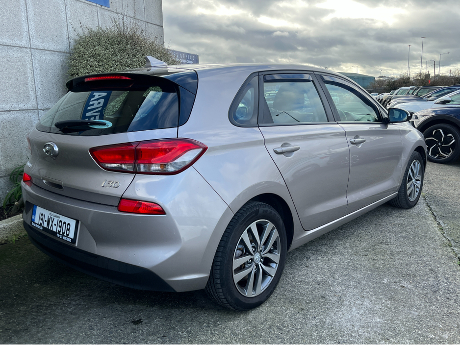 2019 Hyundai i30 DELUXE 1.0 PETROL //REVERSE CAMERA//CARPLAY// €14,950