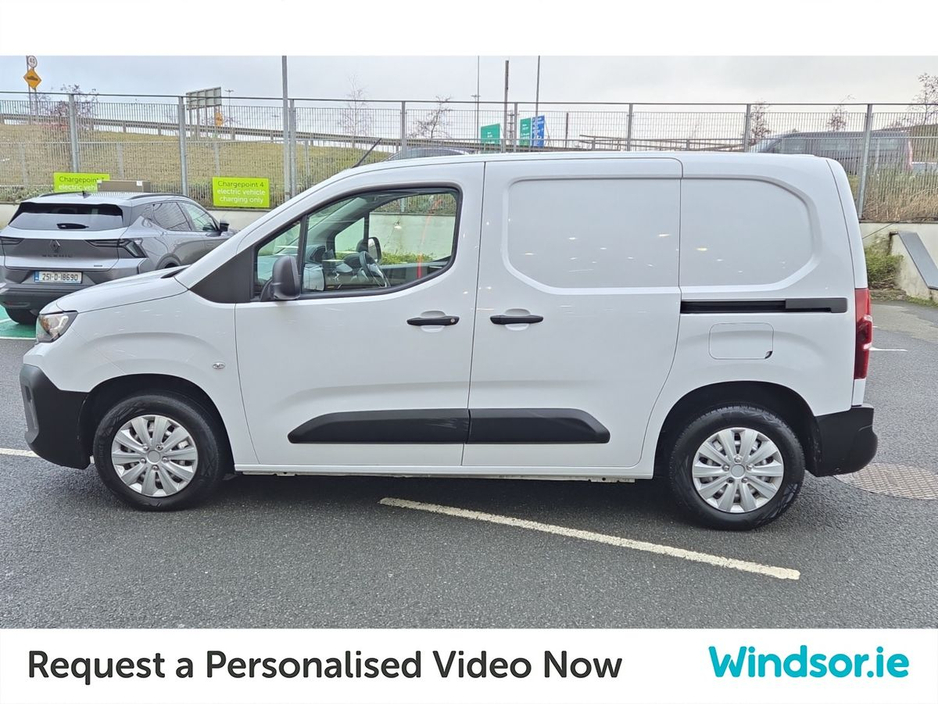 2024 Peugeot Partner PARTNER PRO PLUS1.5 HDI 100 65 €18,695