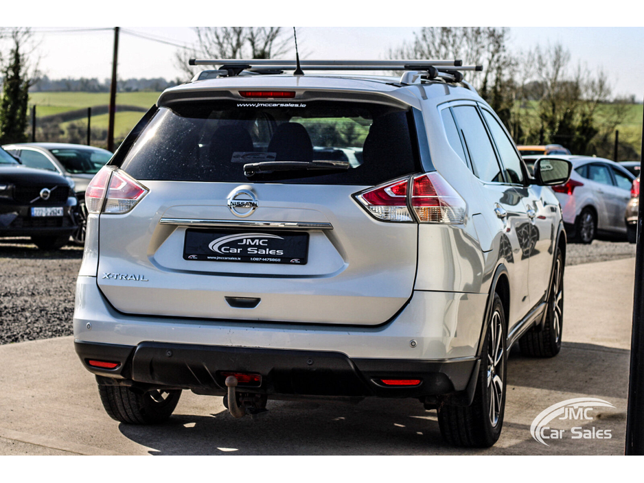 2017 Nissan X-Trail - image 8