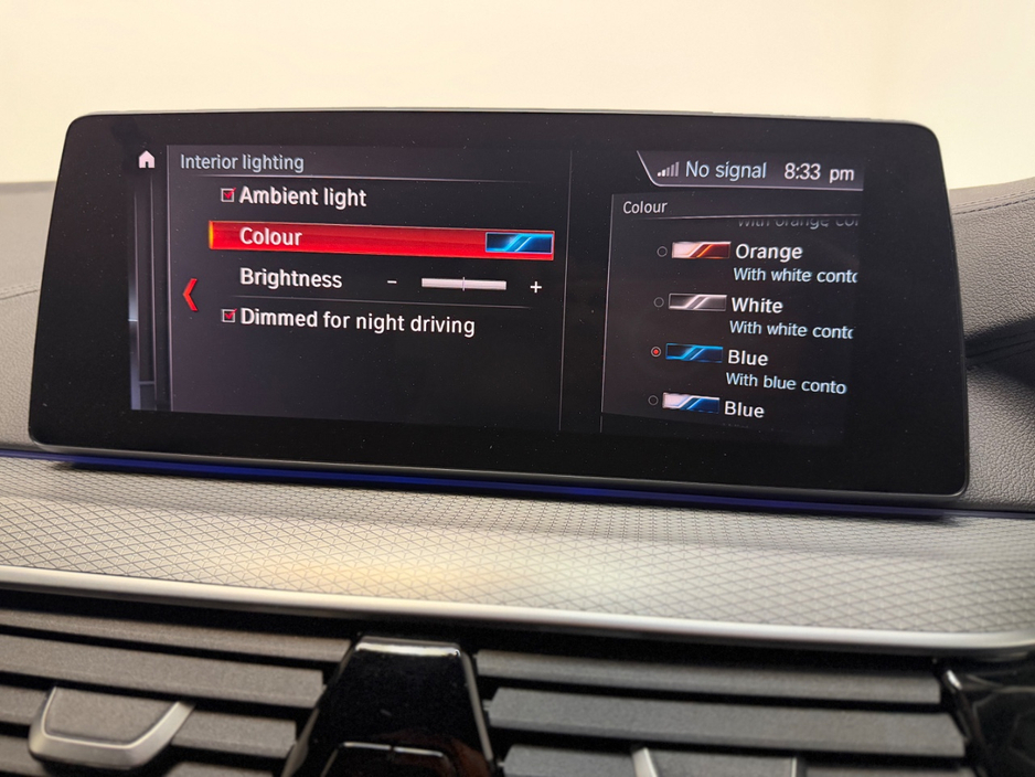 2018 BMW 5 Series - image 20