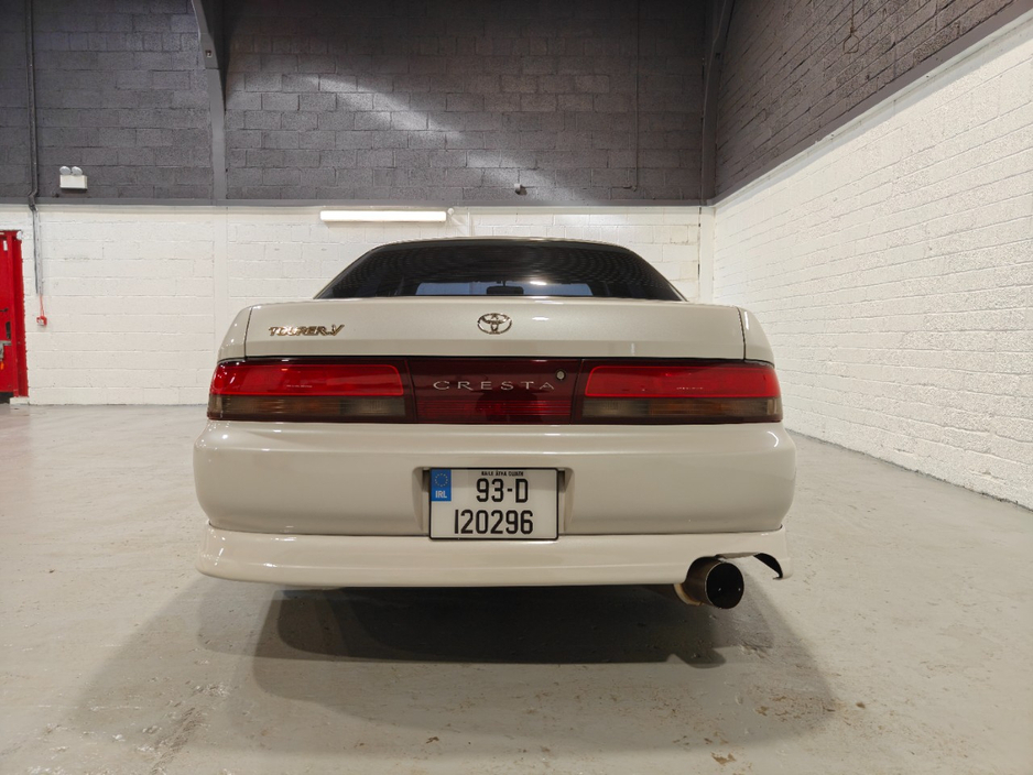 1993 Toyota Chaser - image 7