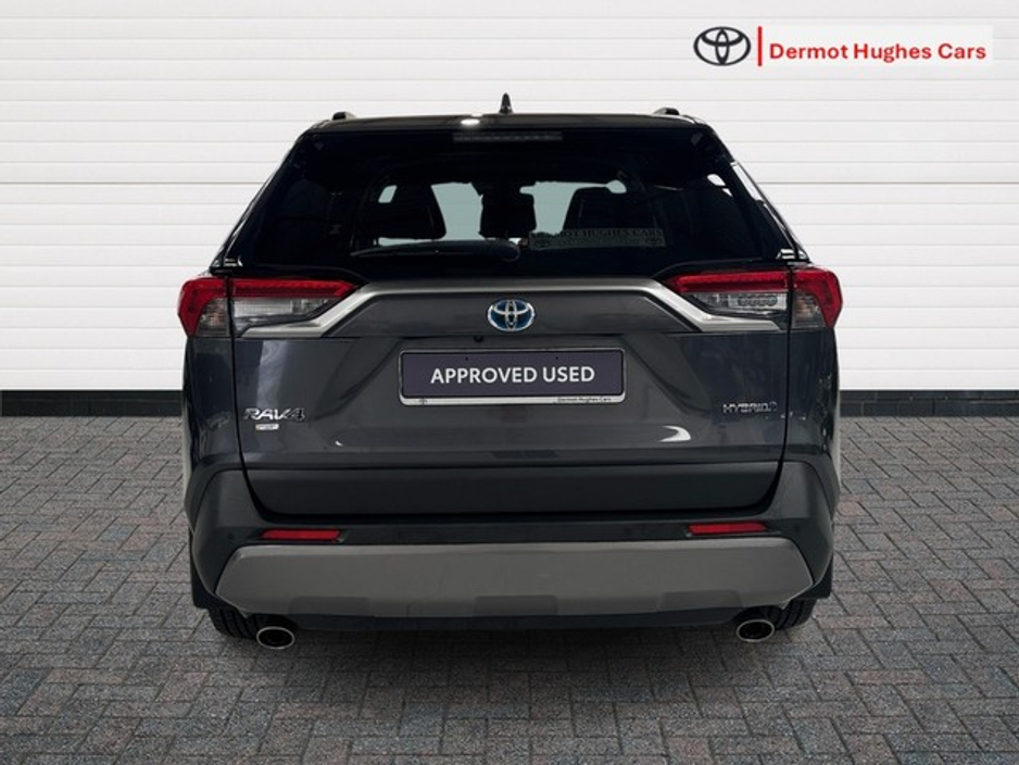 2021 Toyota Rav4 - image 4