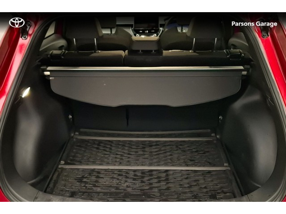 2023 Toyota Corolla Cross  €35,995