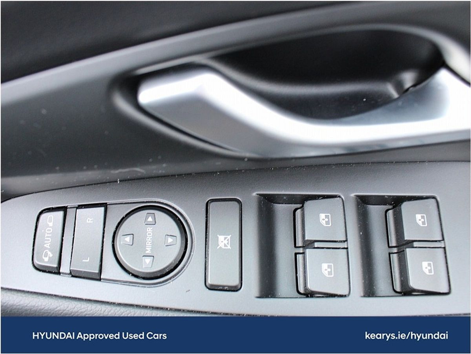 2024 Hyundai i30 - image 23