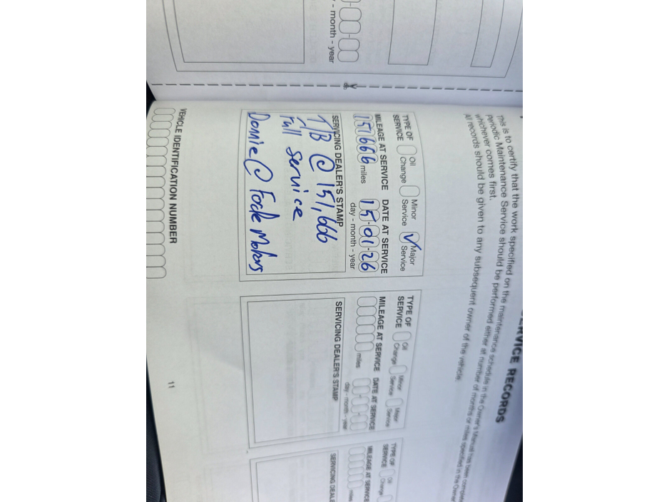 2016 Nissan Juke - image 12