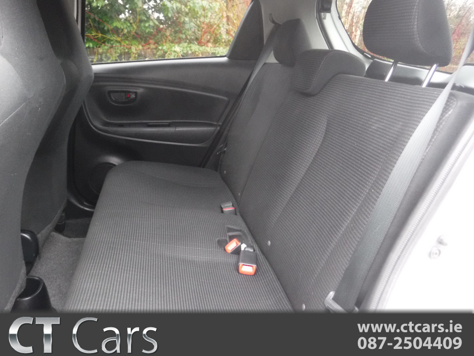 2018 Toyota Yaris VITZ 1.5 AUTO HYBRID LOW MILEAGE €11,950