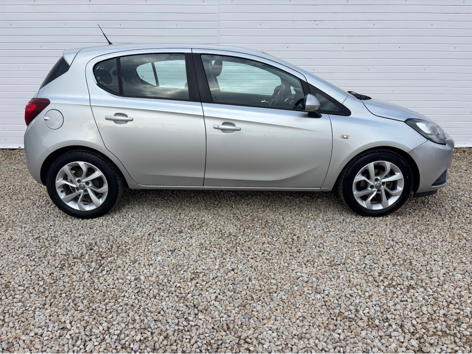 2015 Opel Corsa - image 11