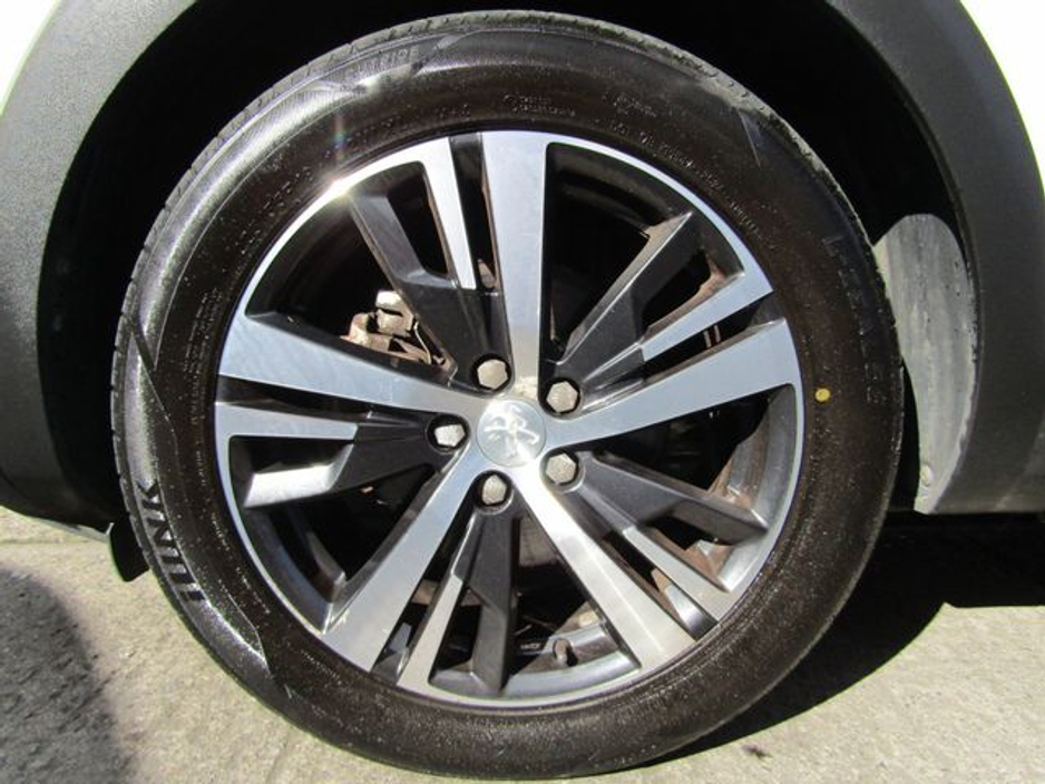 2018 Peugeot 3008 - image 41