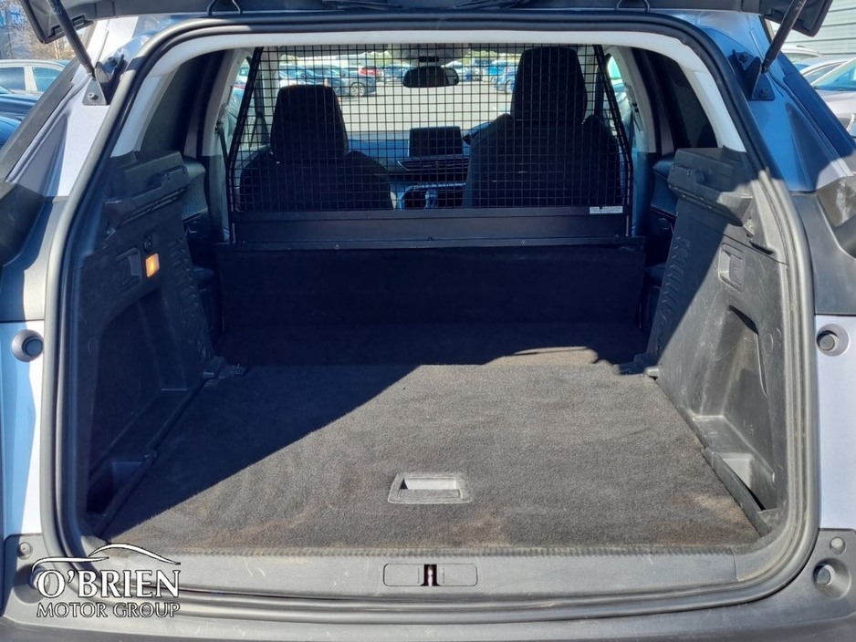 2020 Peugeot 3008 3008 ACTIVE VAN 1.5 BLUE HDI 1 €8,250