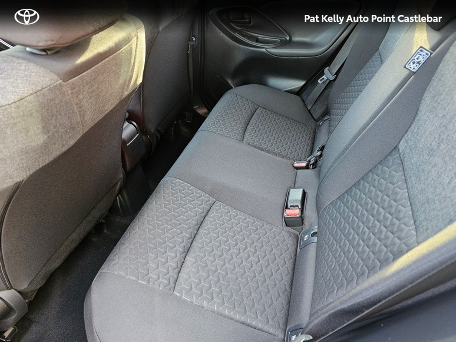 2023 Toyota Yaris Cross YARIS CROSS LUNA SPORT €30,950