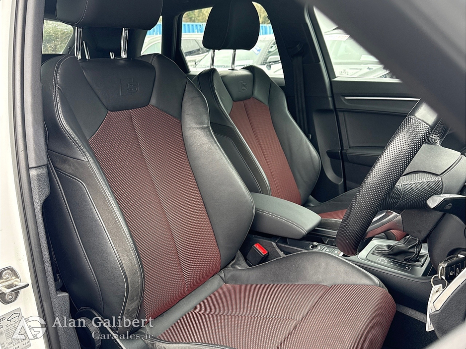 2020 Audi Q3 35 2.0 TDI S-LINE Diesel €36,995