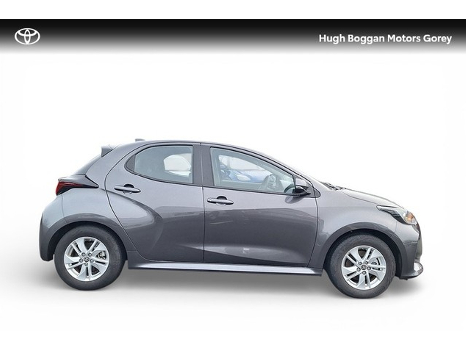 2024 Toyota Yaris HYBRID 115 LUNA €26,950