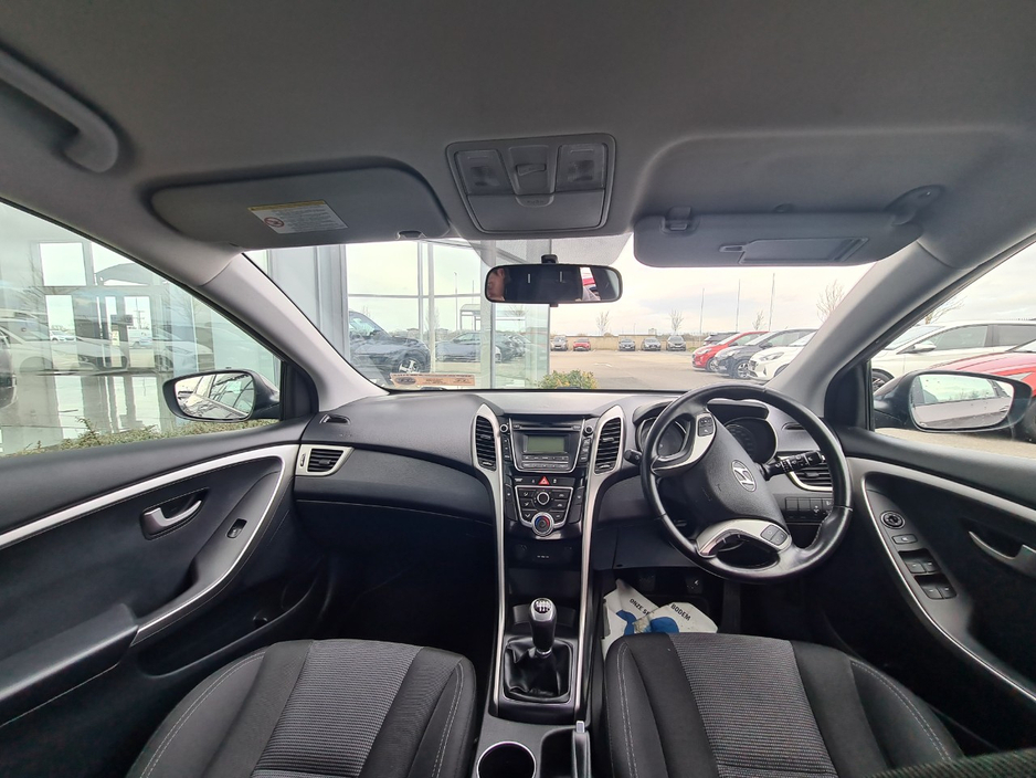 2013 Hyundai i30 - image 9