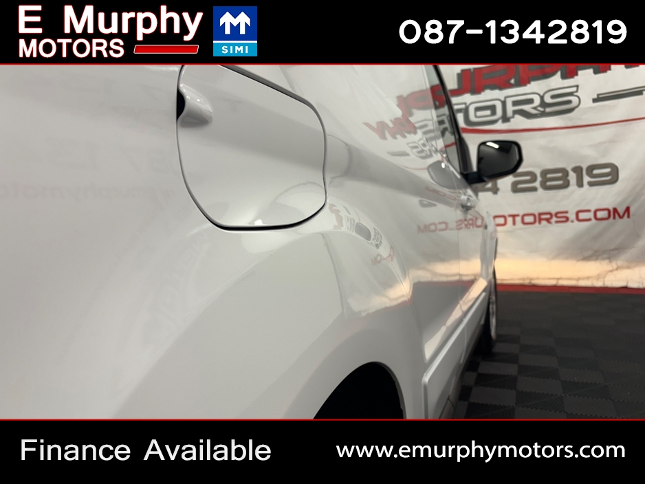 2023 Ford Transit Connect - image 22