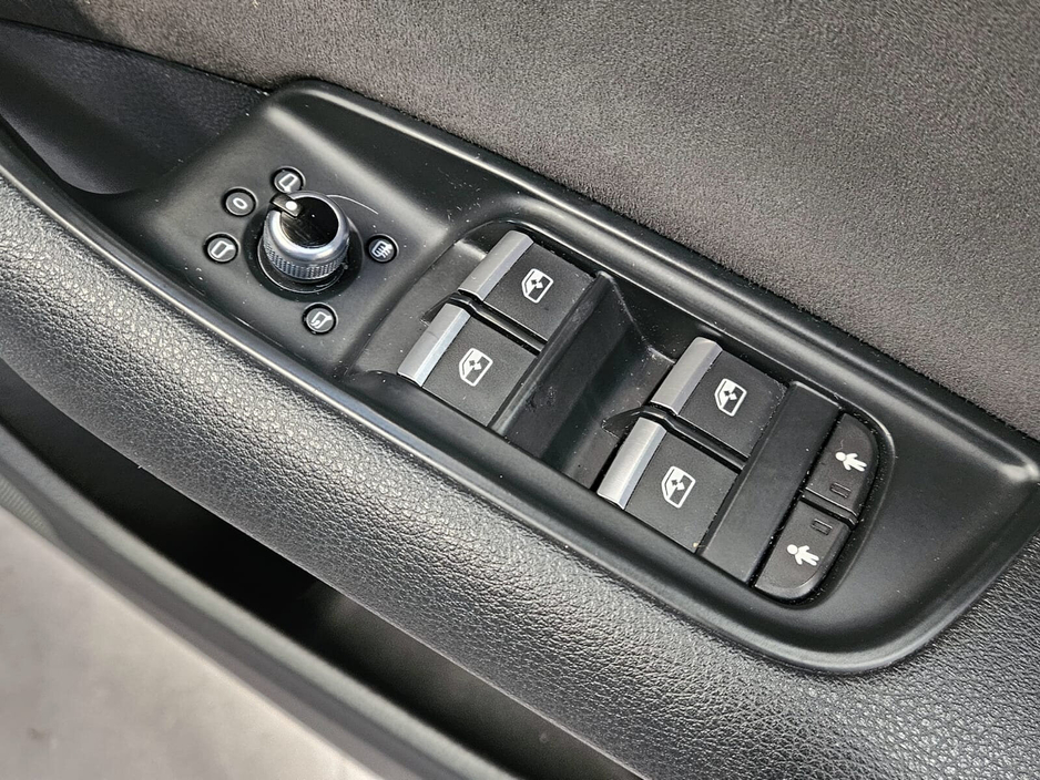 2018 Audi Q7 - image 8