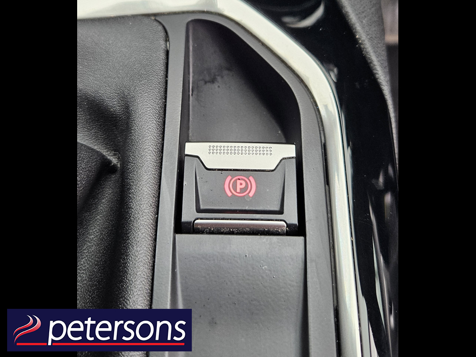 2018 Peugeot 5008 ACTIVE 1.2 130 4DR 7 SEATER €18,950