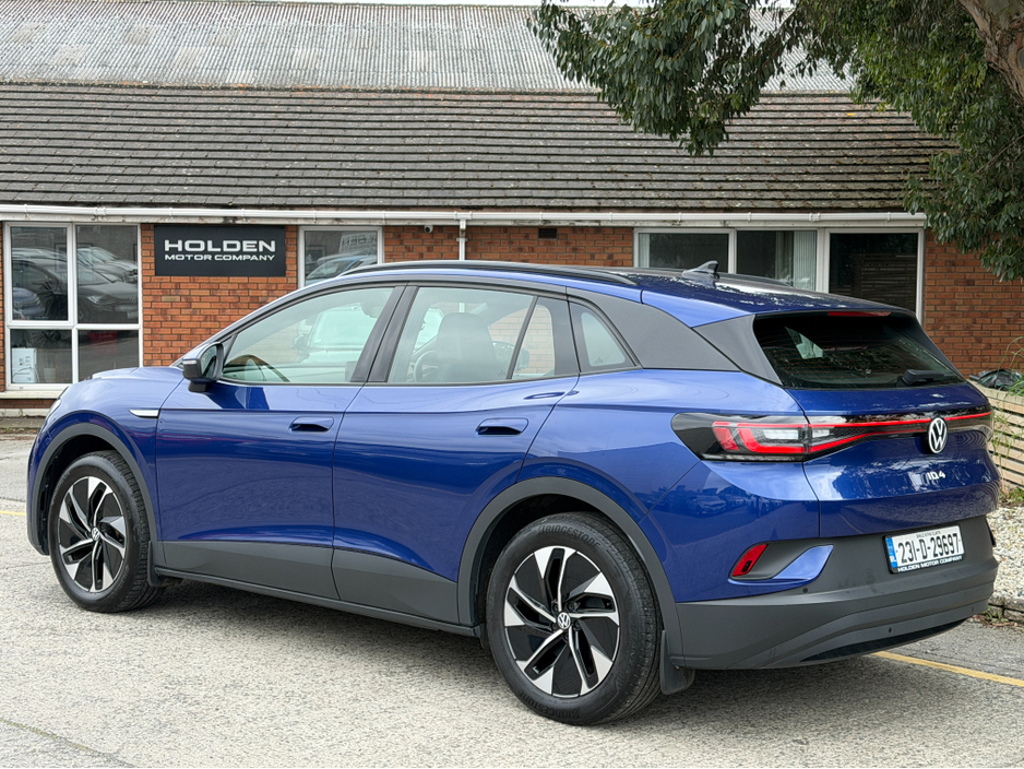 2023 Volkswagen ID.4 - image 12