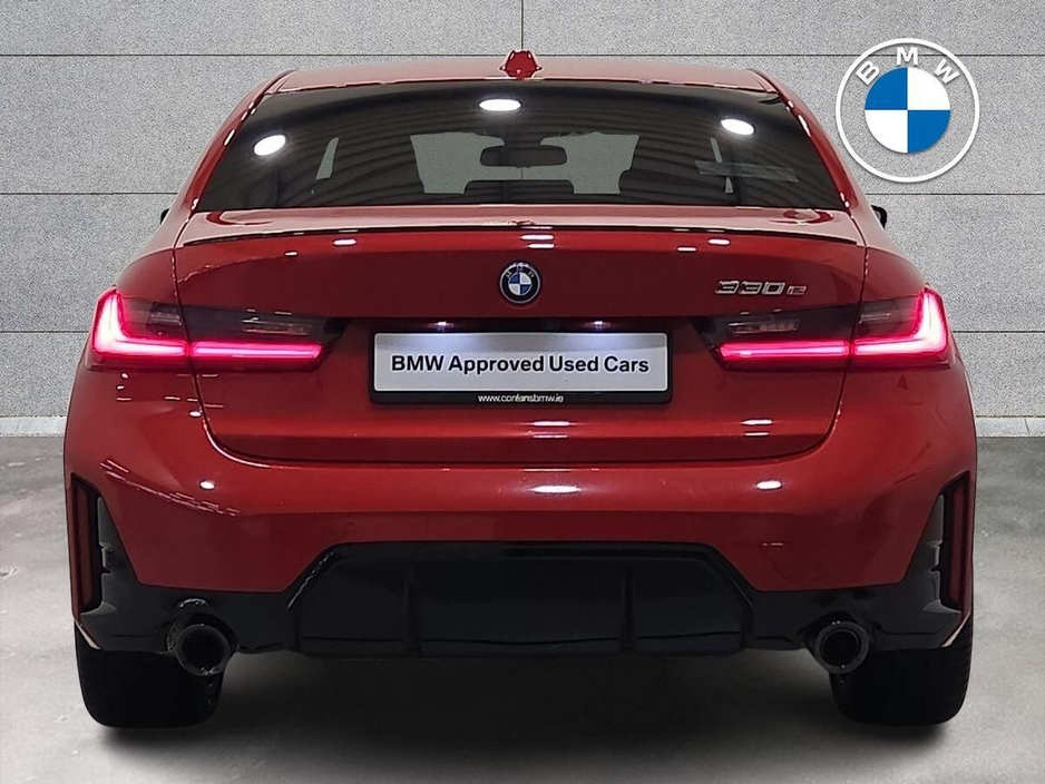 2024 BMW 3 Series - image 15