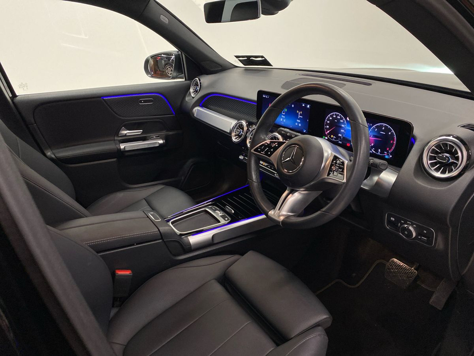 2025 Mercedes-Benz GLB 200 d 4 MATIC Progressive Line + (7)