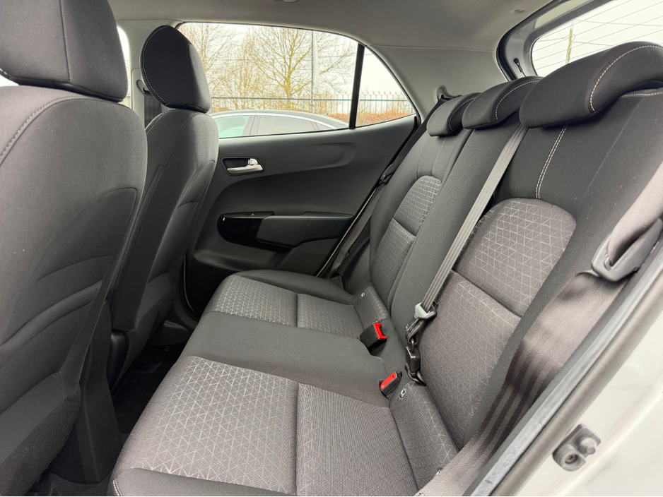 2024 Kia Picanto - image 17