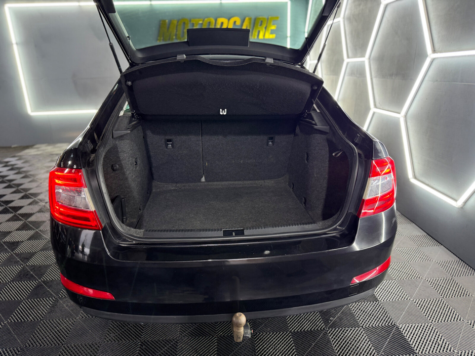 2015 Skoda Octavia - image 13