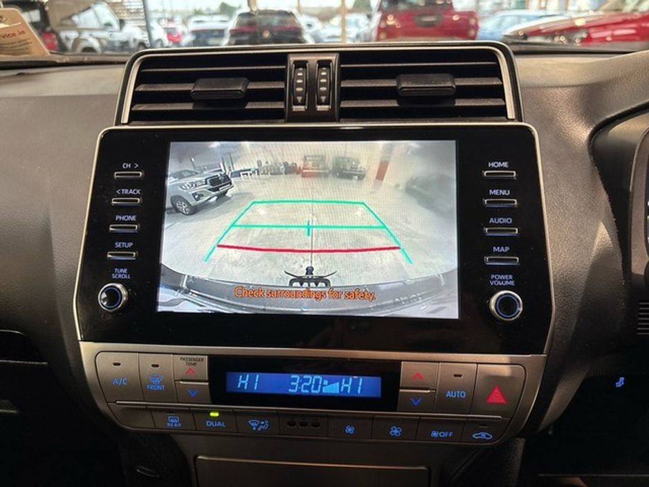 2023 Toyota Landcruiser LWB 2.8 COMM €48,950