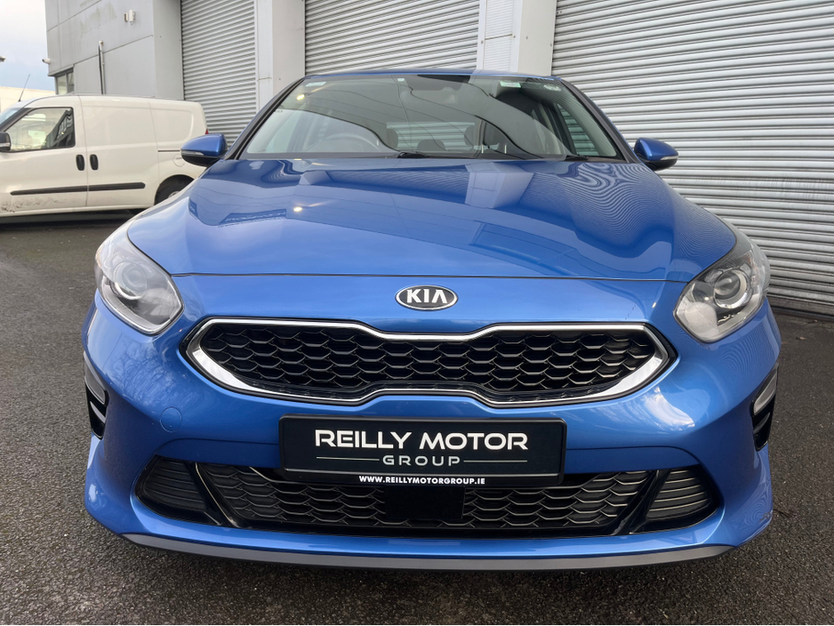 2019 Kia Ceed - image 2