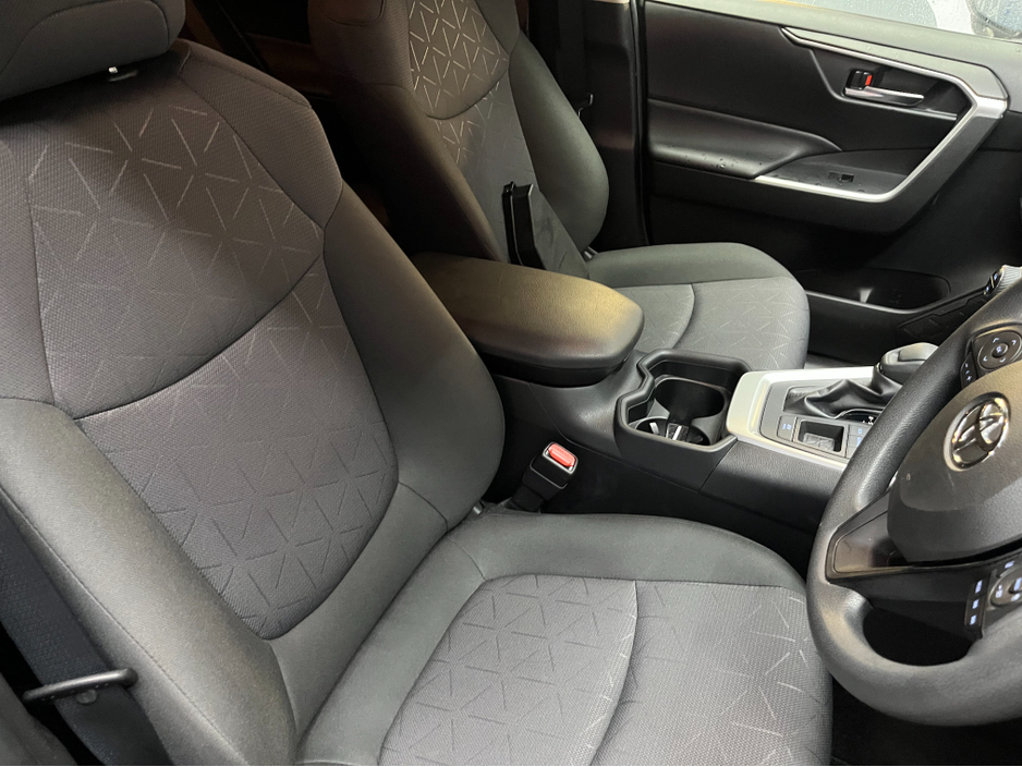 2020 Toyota Rav4 €29950! 2020 TOYOTA RAV4 HYBRID X 2.5 AUTOMATIC / CRUISE CONTROL / REVERSE CAMERA AND MORE €29,950