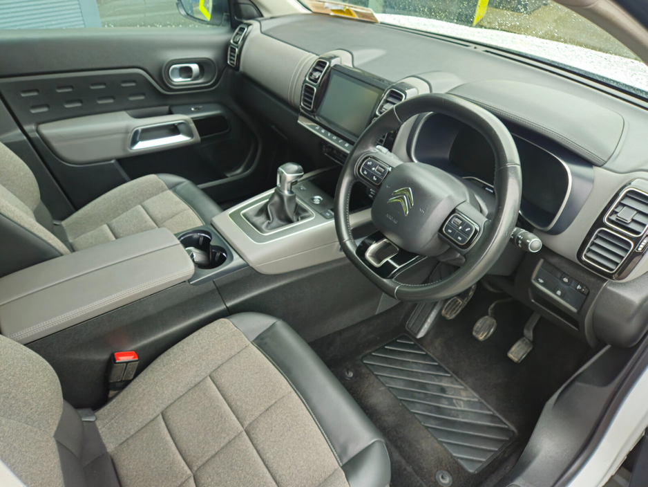 2020 Citroen C5 Aircross - image 14