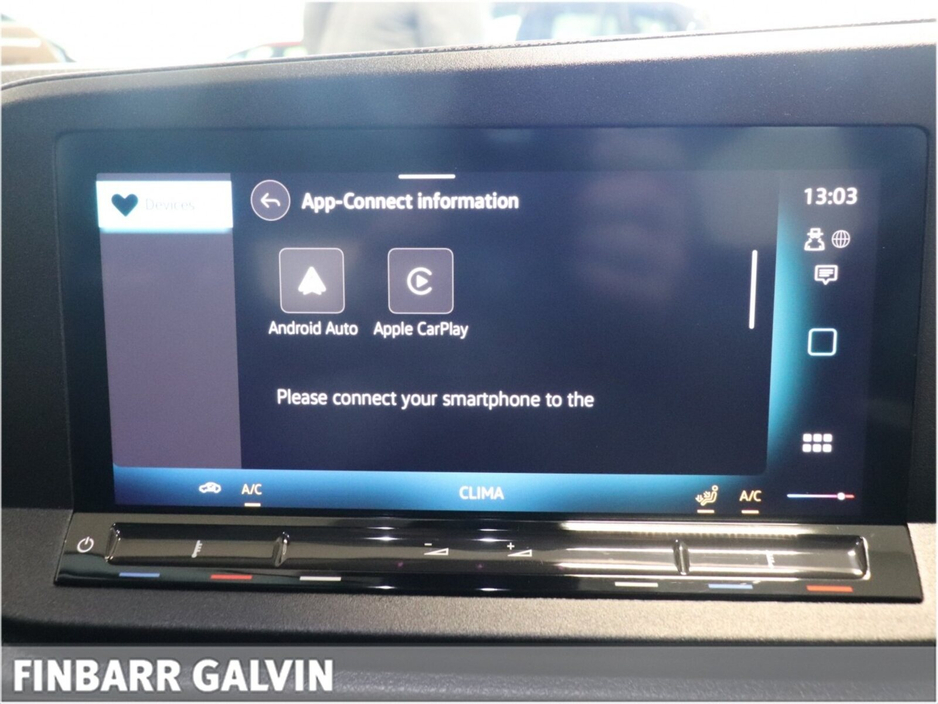 2025 Volkswagen Caddy Maxi Life - image 18