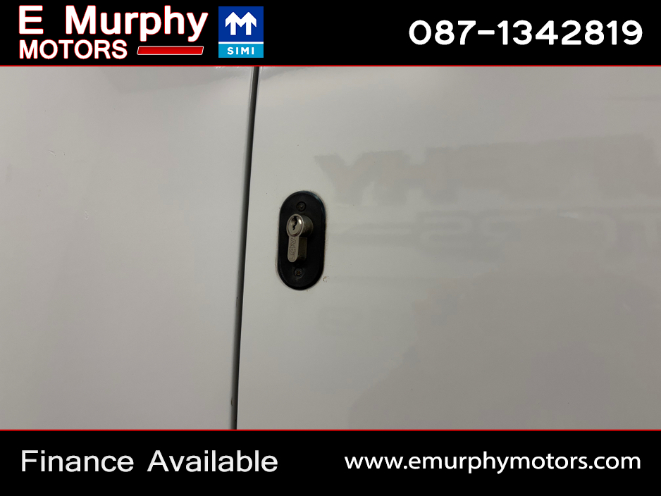 2021 Peugeot Expert - image 26