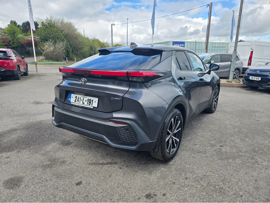 2024 Toyota C-HR - image 5