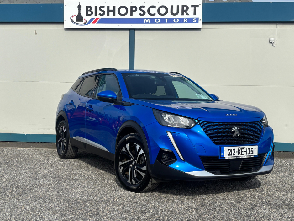 2021 Peugeot 2008 - image 2